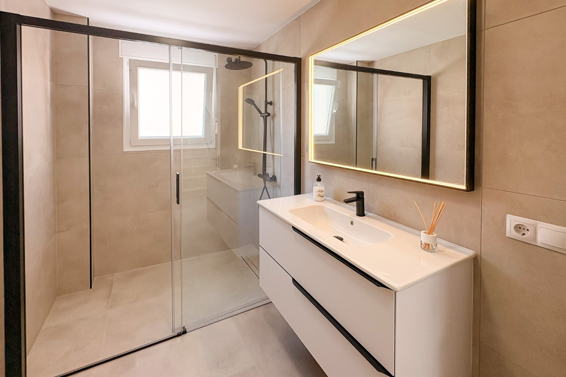 Revente - Villa Jumelée - El Campello - Pueblo Acantilado - Venta Lanuza