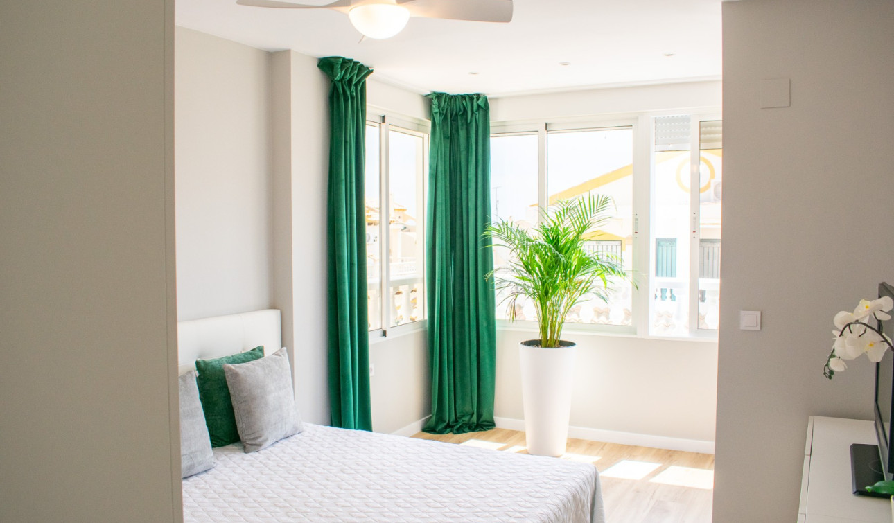 Revente - Villa Jumelée - Orihuela Costa - Punta Prima