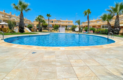 Stadshuis - Herverkoop - Orihuela Costa - Punta Prima