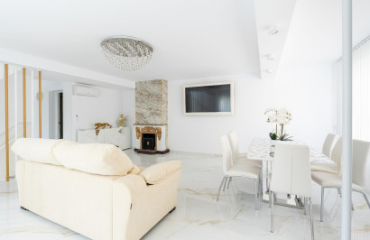Town House - Resale - Torrevieja - Punta prima