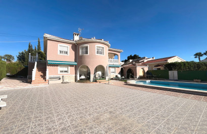 Villa independiente - Reventa - Ciudad Quesada - Central Quesada