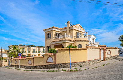 Villa independiente - Reventa - Orihuela Costa - Las Filipinas