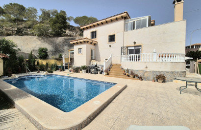 Villa independiente - Reventa - San Miguel de Salinas - LJ-98805