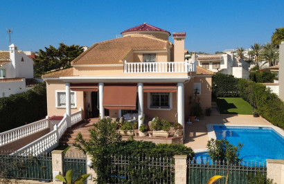 Villa independiente - Reventa - Torrevieja - Torrelamata - La Mata