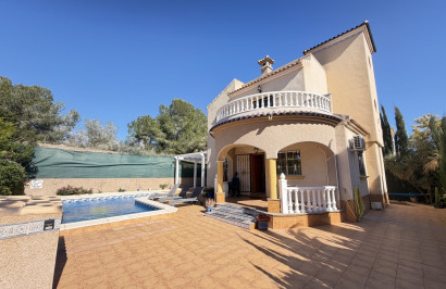 Villa independiente - Reventa - Villamartín - Villamartín