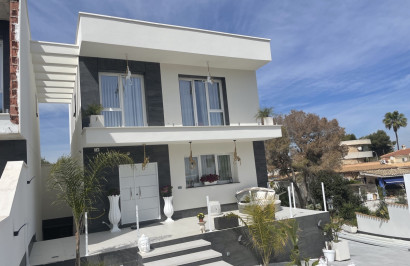 Vrijstaande villa - Herverkoop - Los Balcones - Los Balcones