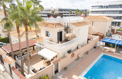 Vrijstaande villa - Herverkoop - Orihuela Costa - Playa Flamenca