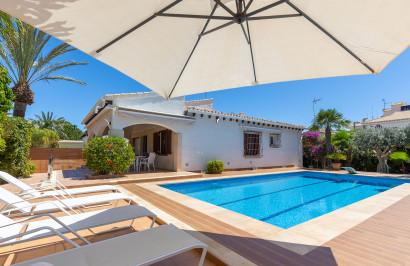 Vrijstaande villa - Herverkoop - Orihuela Costa - Punta Prima