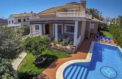 Vrijstaande villa - Herverkoop - Torrevieja - La Mata