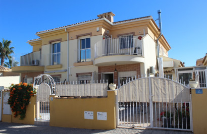 Vrijstaande villa - Herverkoop - Villamartín - PAU 8
