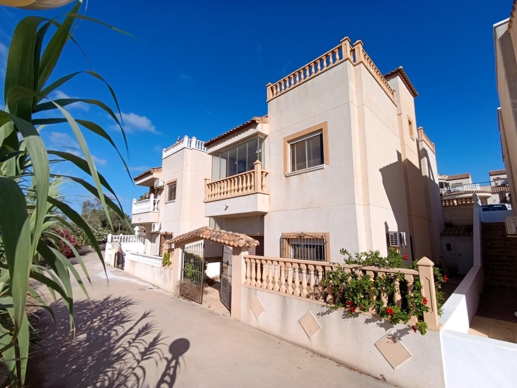 Freistehende Villa In San Miguel de Salinas Wiederverkauf  Costa Blanca Süd