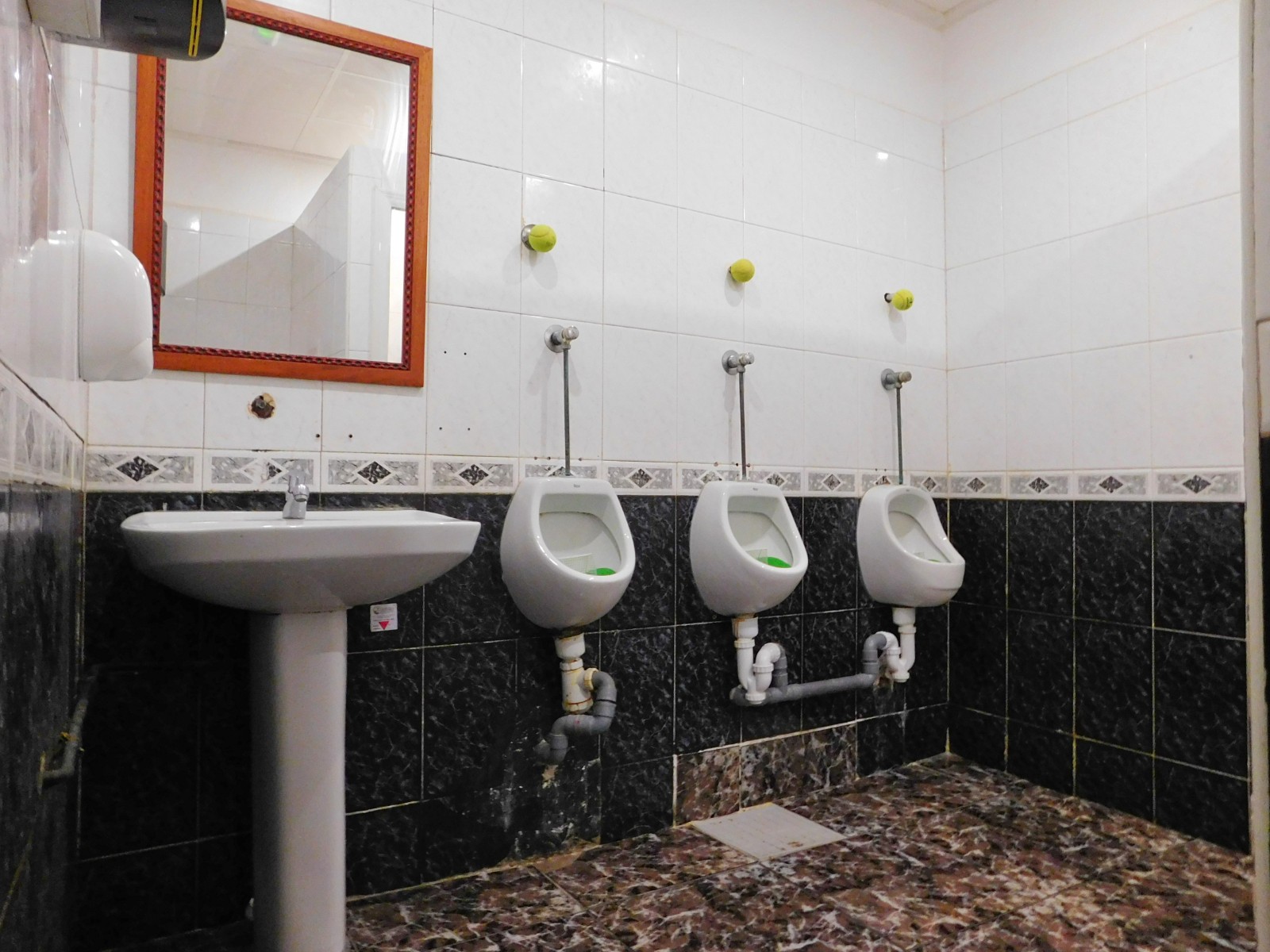 TPS0073: Commercial Unit for sale in San Miguel de Salinas