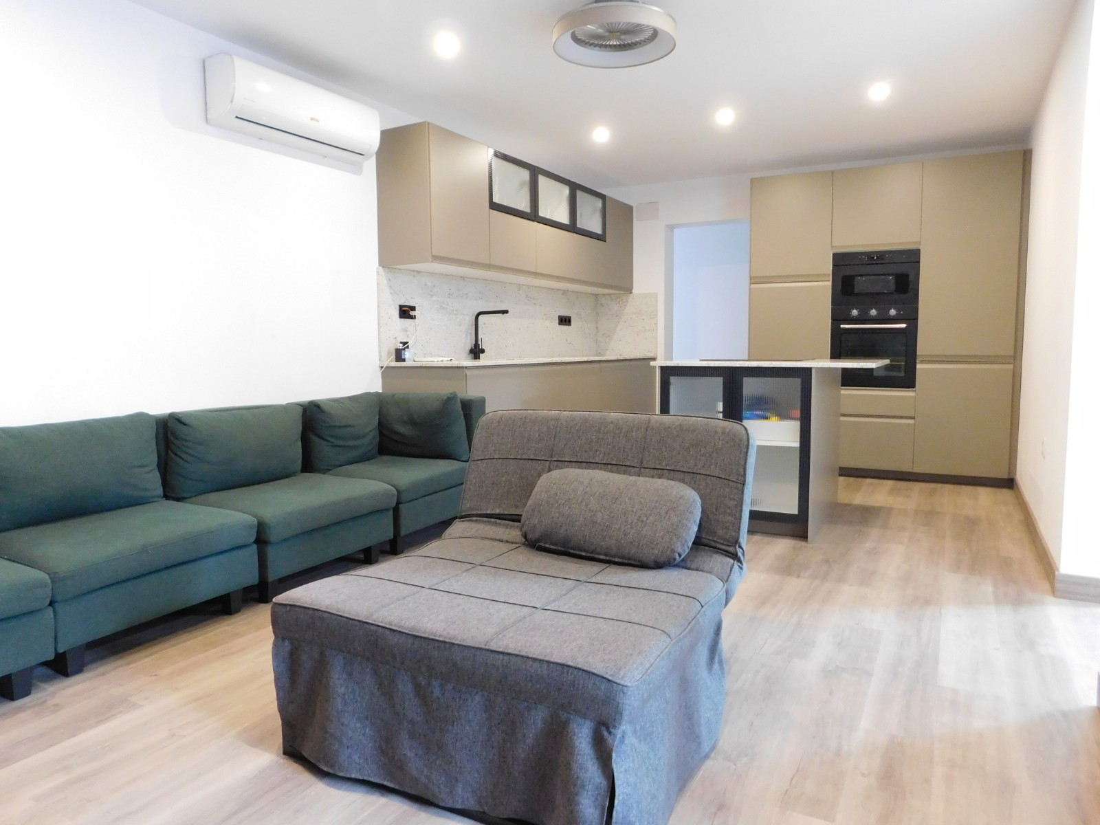 TPS0074: Town house for sale in San Miguel de Salinas
