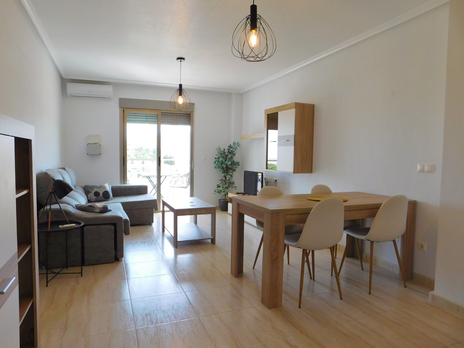 TPS1018: Apartment Flat for rent in San Miguel de Salinas