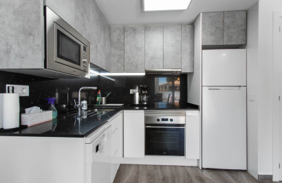 Herverkoop - Appartement / Flat - Torrevieja - Lago Jardin