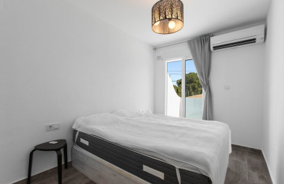 Herverkoop - Appartement / Flat - Torrevieja - Lago Jardin