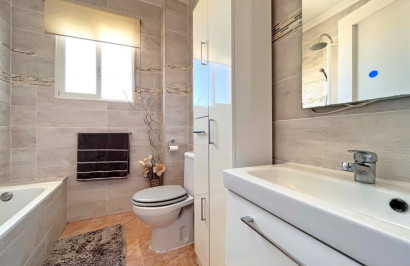 Herverkoop - Vrijstaande villa - La Zenia