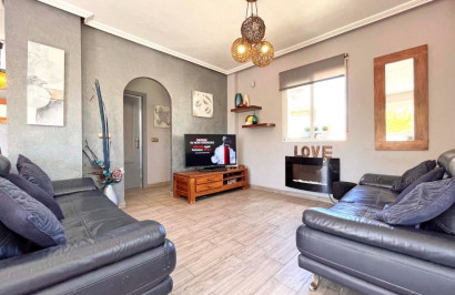 Herverkoop - Vrijstaande villa - La Zenia