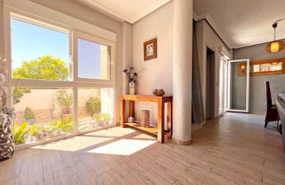 Herverkoop - Vrijstaande villa - La Zenia