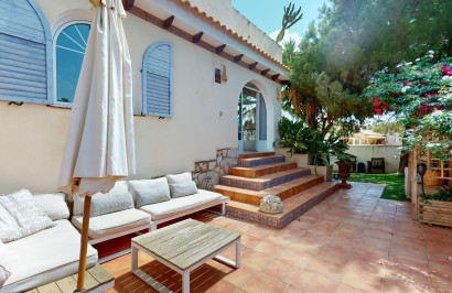 Resale - Detached Villa - Orihuela Costa - La Zenia