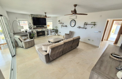 Resale - Detached Villa - San Miguel de Salinas - Ciudad De Las Comunicaciones