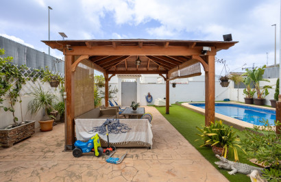 Herverkoop - Vrijstaande villa - Los Montesinos - La Herrada