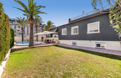 Resale - Detached Villa - Torrevieja - Rocio del Mar