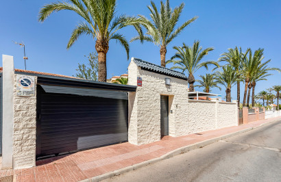 Resale - Detached Villa - Torrevieja - Rocio del Mar