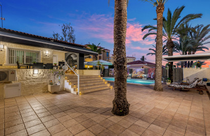 Resale - Detached Villa - Torrevieja - Rocio del Mar