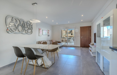 Herverkoop - Appartement / Flat - Torrevieja - Aguas Nuevas