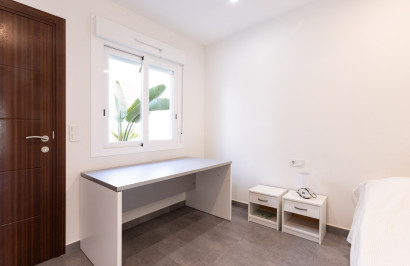 Herverkoop - Appartement / Flat - Torrevieja - Aguas Nuevas