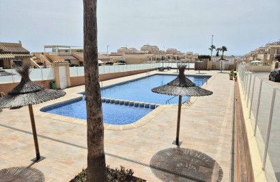 Resale - Apartment / Flat - Orihuela Costa - Punta Prima