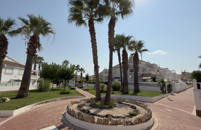 Resale - Apartment / Flat - Orihuela Costa - La Zenia