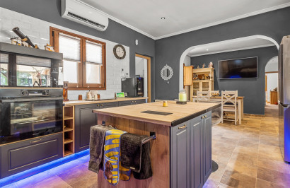 Resale - Finca / Country Property - Torremendo