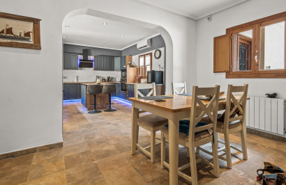 Resale - Finca / Country Property - Torremendo