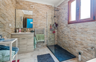 Resale - Finca / Country Property - Torremendo