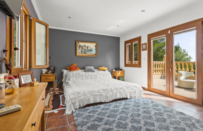 Resale - Finca / Country Property - Torremendo