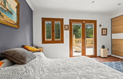 Resale - Finca / Country Property - Torremendo