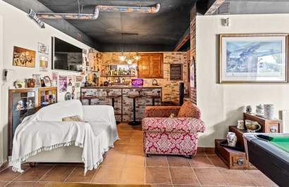 Resale - Finca / Country Property - Torremendo