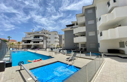 Resale - Apartment / Flat - Villamartín - Costa Blanca