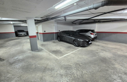 Resale - Apartment / Flat - Villamartín - Costa Blanca