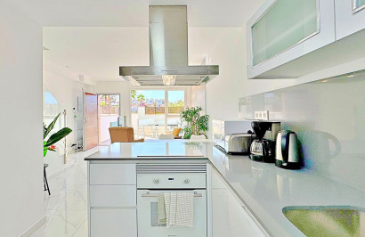 Herverkoop - Stadshuis - Torrevieja - Los Balcones