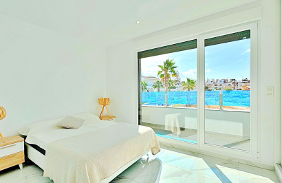 Herverkoop - Stadshuis - Torrevieja - Los Balcones