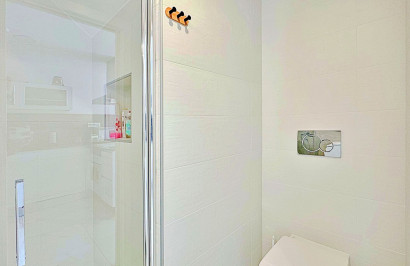 Herverkoop - Stadshuis - Torrevieja - Los Balcones