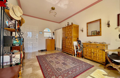 Resale - Detached Villa - Orihuela Costa - Villamartín