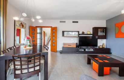 Herverkoop - Vrijstaande villa - Rojales