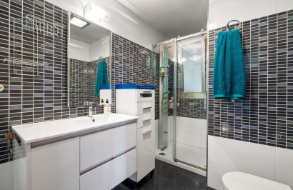 Herverkoop - Vrijstaande villa - Rojales