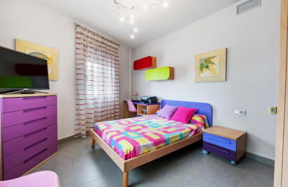 Herverkoop - Vrijstaande villa - Rojales