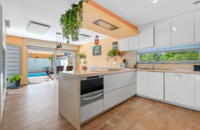 Resale - Detached Villa - Benijofar