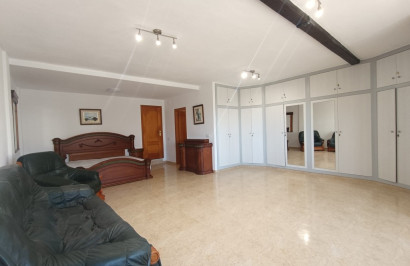 Resale - Apartment / Flat - La Mata